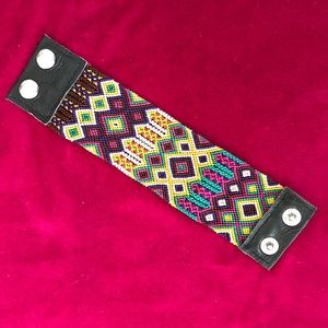 Handmade macrame multicolor leather bracelet clasp
